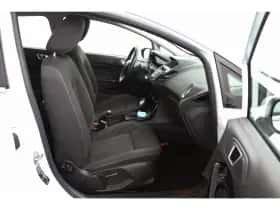 Ford Fiesta (2016) thumbnail 7