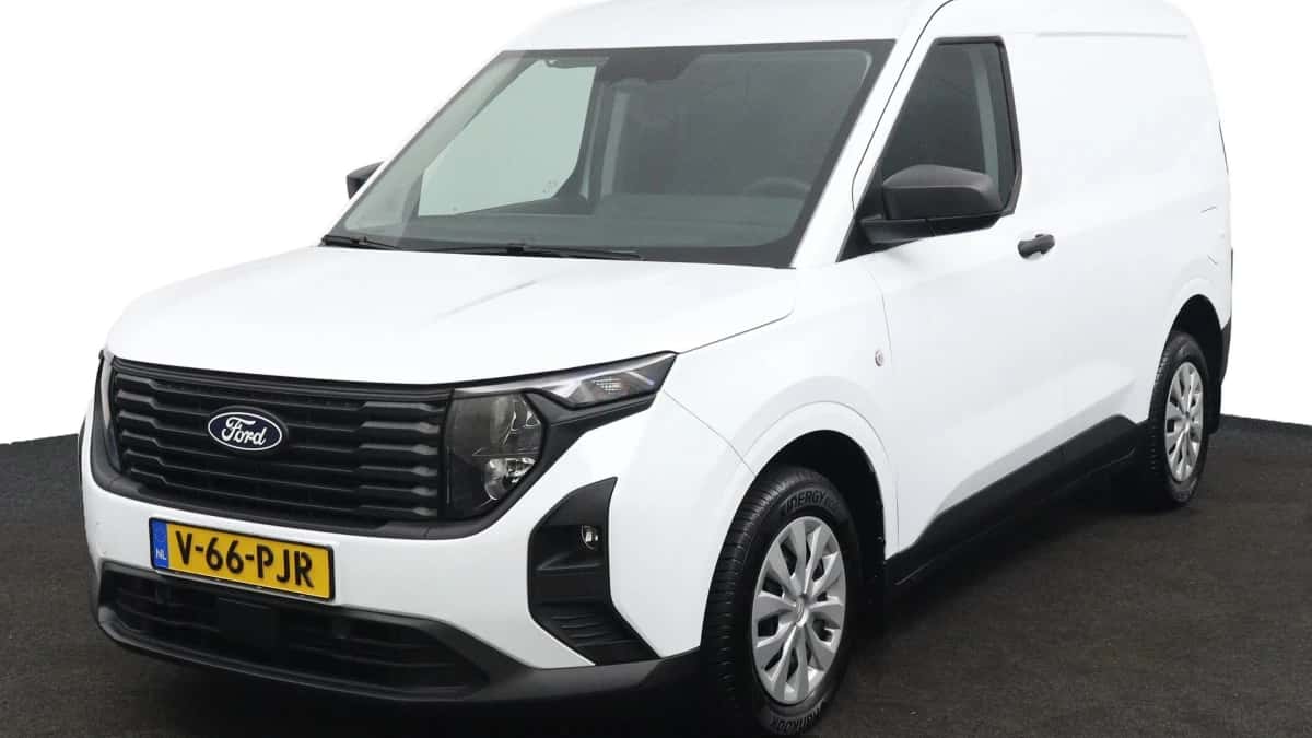 Ford Transit Courier (2024) — foto 1
