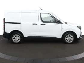 Ford Transit Courier (2024) thumbnail 3
