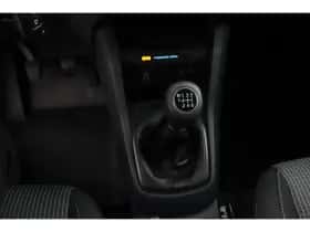 Ford Transit Courier (2024) thumbnail 21
