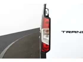 Ford Transit Courier (2024) thumbnail 28
