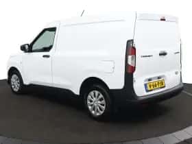 Ford Transit Courier (2024) thumbnail 4