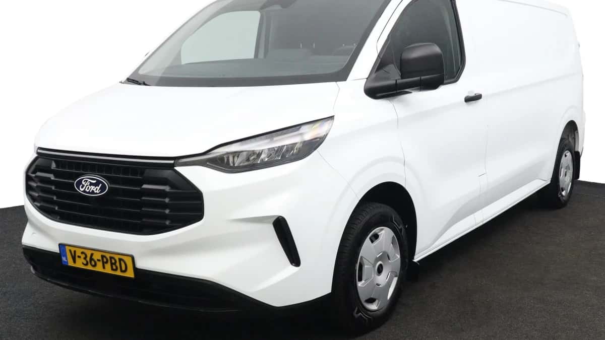 Ford Transit Custom (2024) — foto 1