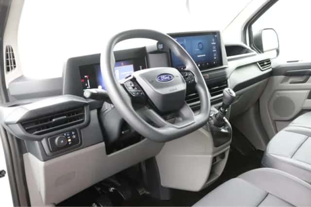 Ford Transit Custom (2024) thumbnail 5