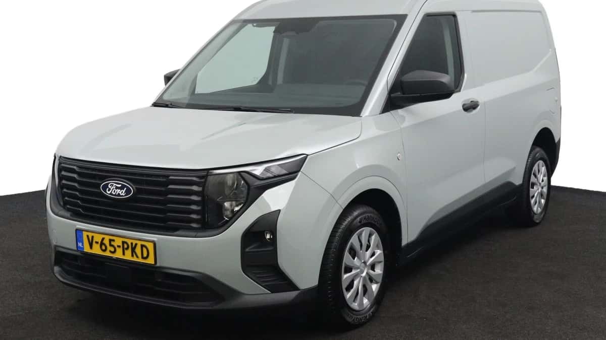 Ford Transit Courier (2024) — foto 1