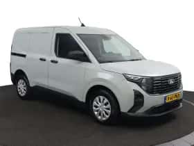 Ford Transit Courier (2024) thumbnail 21