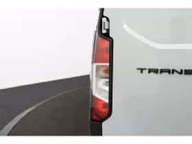 Ford Transit Courier (2024) thumbnail 28