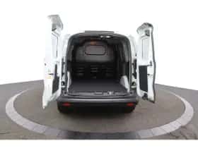 Ford Transit Courier (2024) thumbnail 10