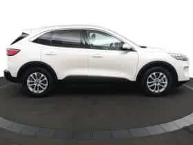 Ford Kuga (2022) thumbnail 36