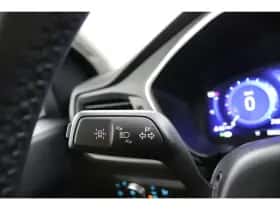 Ford Kuga (2022) thumbnail 42