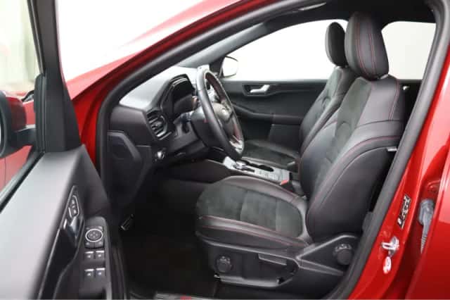 Ford Kuga (2020) thumbnail 6