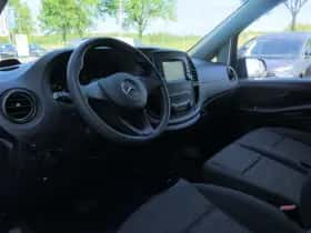 Mercedes-Benz eVito (2021) thumbnail 5