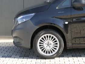 Mercedes-Benz eVito (2021) thumbnail 8