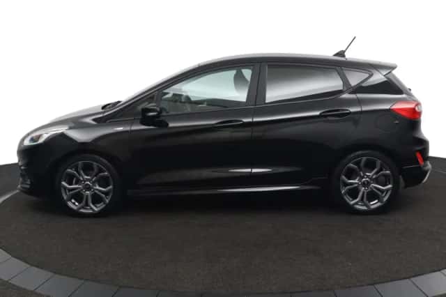 Ford Fiesta (2021) thumbnail 2