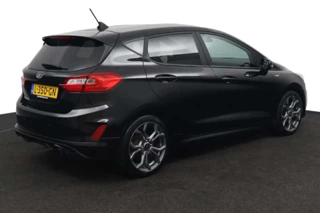 Ford Fiesta (2021) thumbnail 3