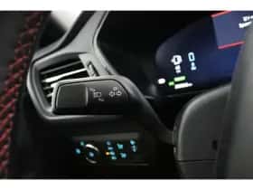 Ford Kuga (2024) thumbnail 25