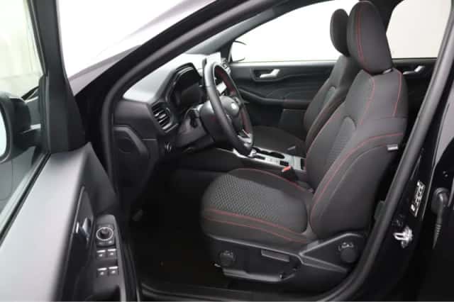 Ford Kuga (2024) thumbnail 6