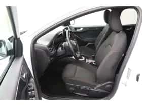 Ford Focus (2024) thumbnail 6