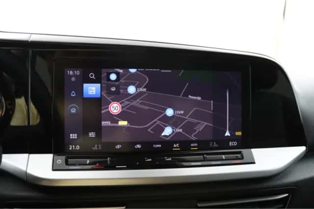 Ford Grand Tourneo Connect (2026) thumbnail 6