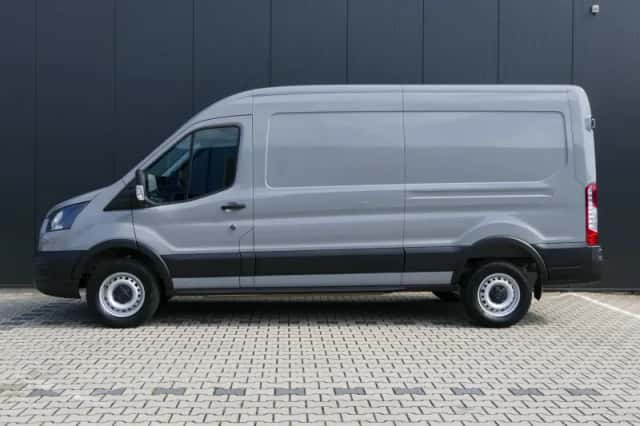 Ford E-Transit (2025) thumbnail 2