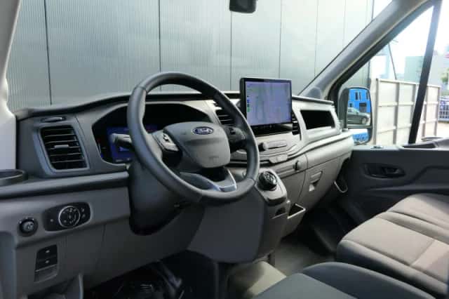 Ford E-Transit (2025) thumbnail 5