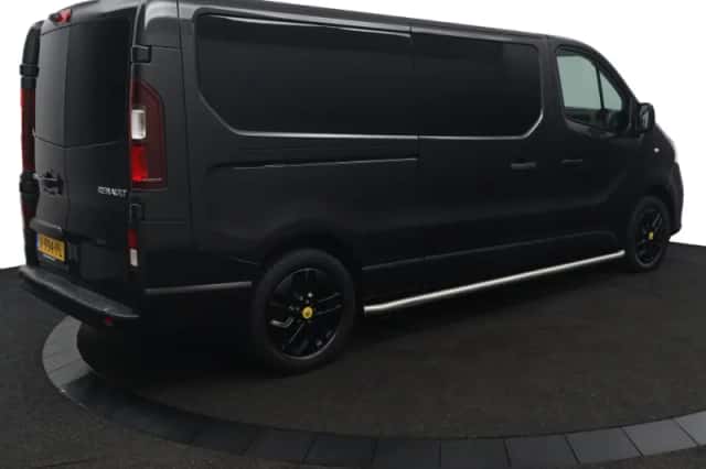 Renault Trafic (2018) thumbnail 4