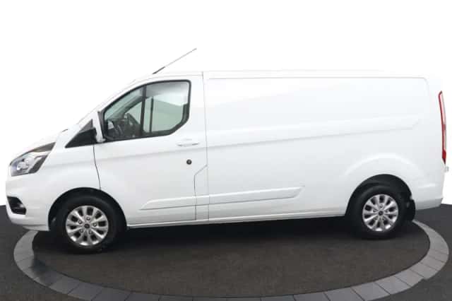Ford Transit Custom (2022) thumbnail 2