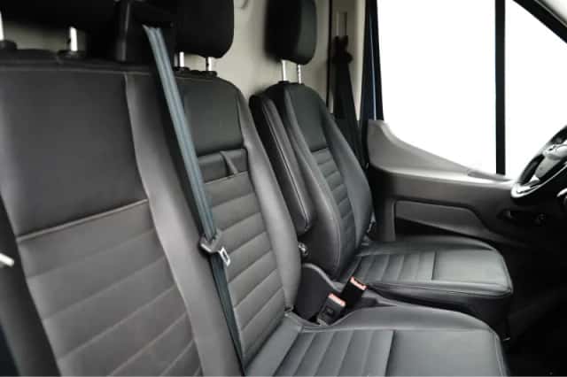 Ford Transit (2024) thumbnail 6