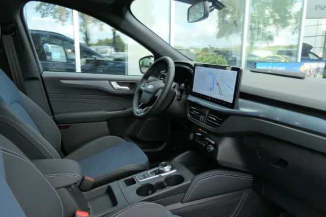 Ford Kuga (2026) thumbnail 6