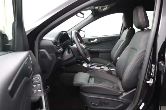 Ford Kuga (2025) thumbnail 6