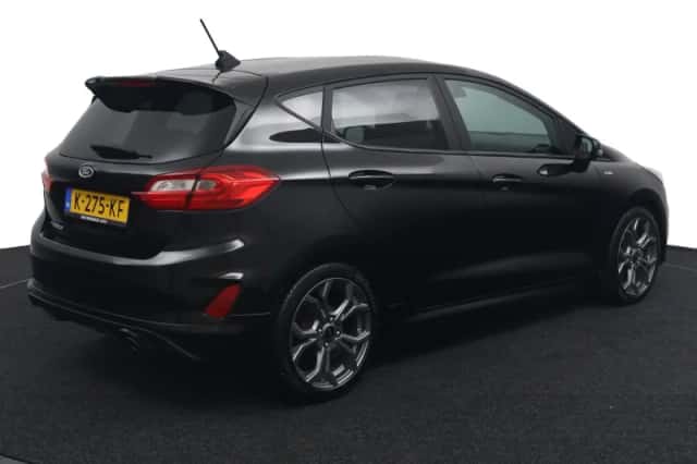 Ford Fiesta (2021) thumbnail 3