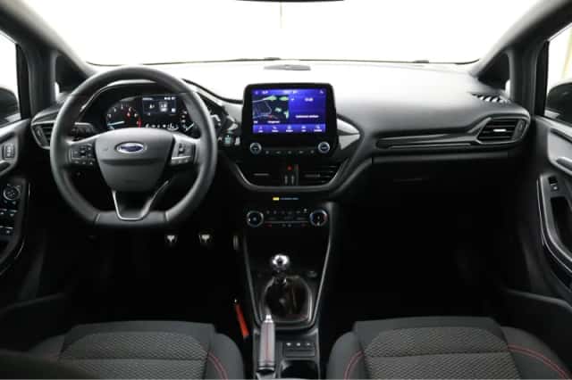 Ford Fiesta (2021) thumbnail 4