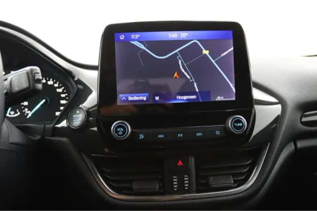 Ford Fiesta (2021) thumbnail 5
