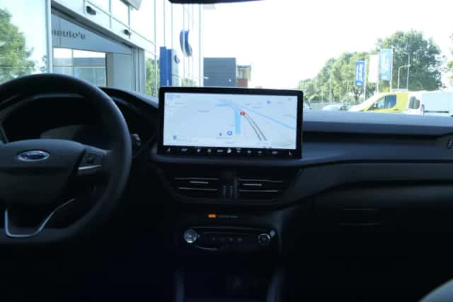 Ford Kuga (2026) thumbnail 4