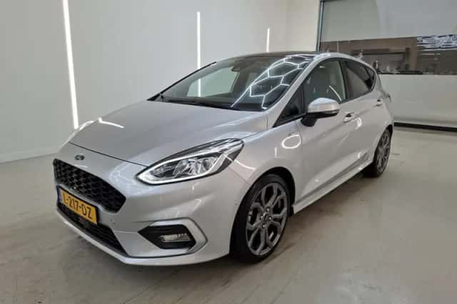 Ford Fiesta (2021) thumbnail 1