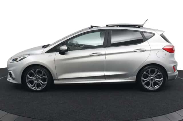 Ford Fiesta (2021) thumbnail 2