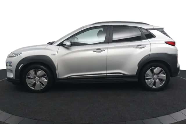 Hyundai Kona (2020) thumbnail 3