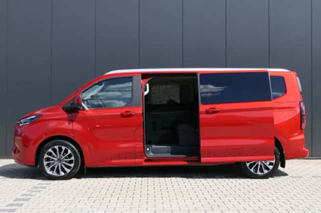 Ford Transit Custom (2026) thumbnail 2