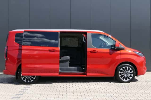 Ford Transit Custom (2026) thumbnail 3