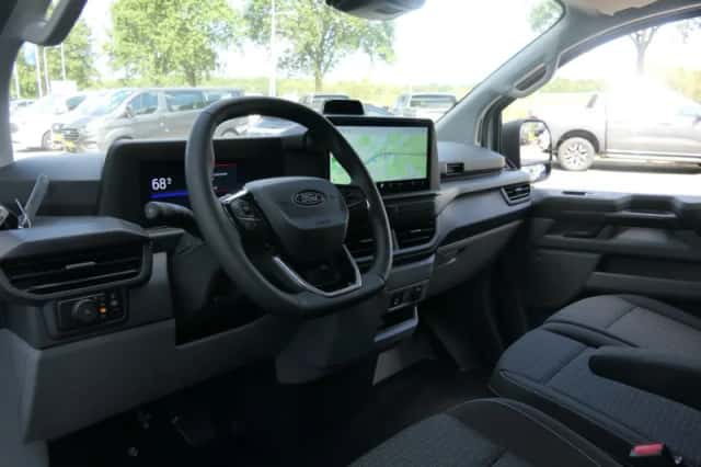 Ford E-Transit Custom (2026) thumbnail 5