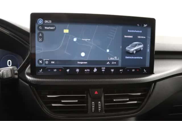 Ford Kuga (2026) thumbnail 5