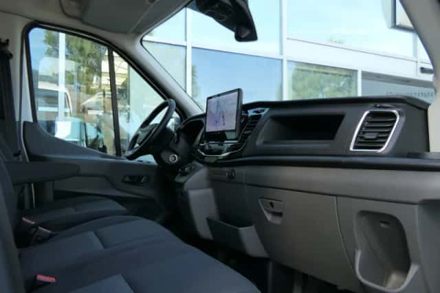 Ford E-Transit (2026) thumbnail 6
