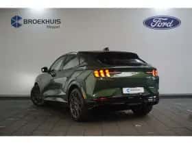 Ford Mustang Mach-E (2026) thumbnail 4