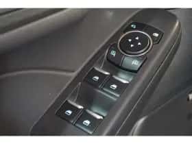 Ford Kuga (2025) thumbnail 15