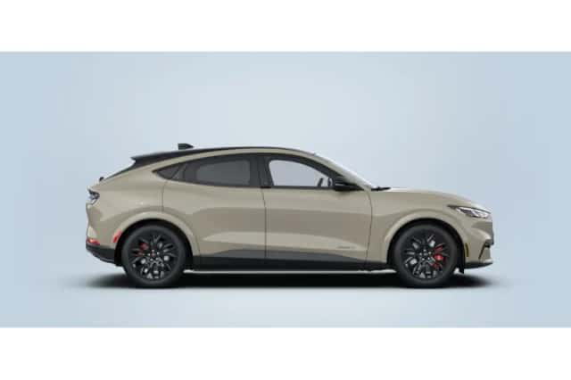Ford Mustang Mach-E (2026) thumbnail 3