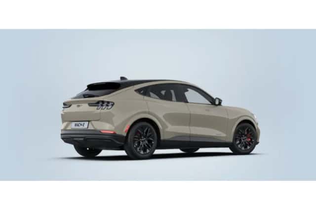 Ford Mustang Mach-E (2026) thumbnail 4