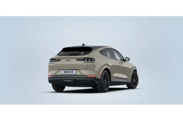 Ford Mustang Mach-E (2026) thumbnail 5