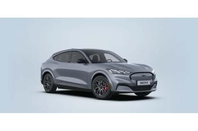 Ford Mustang Mach-E (2026) thumbnail 2