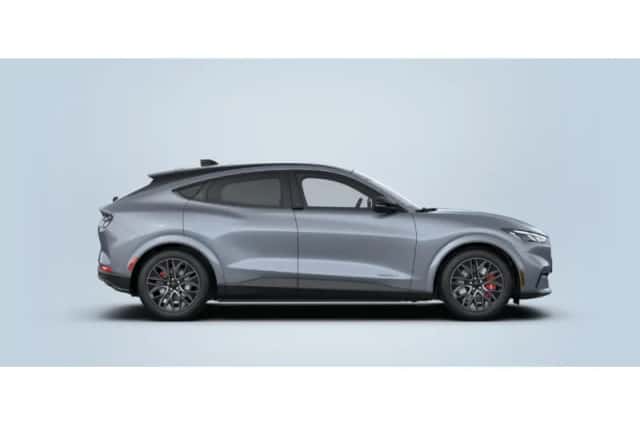 Ford Mustang Mach-E (2026) thumbnail 3
