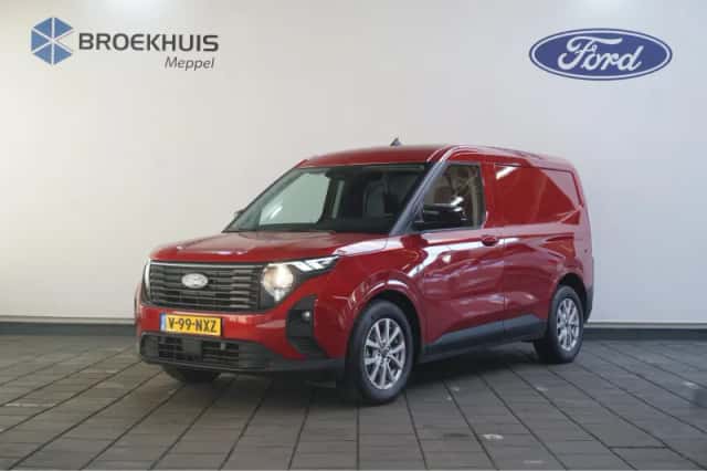 Ford Transit Courier (2024) thumbnail 2